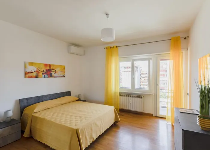 Apartment Cinecitta Incantevole E Moderno 2+2+1 Ac Wifi Rom